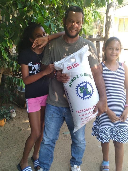 Alberto Taveras Family #3067 - Rice Love