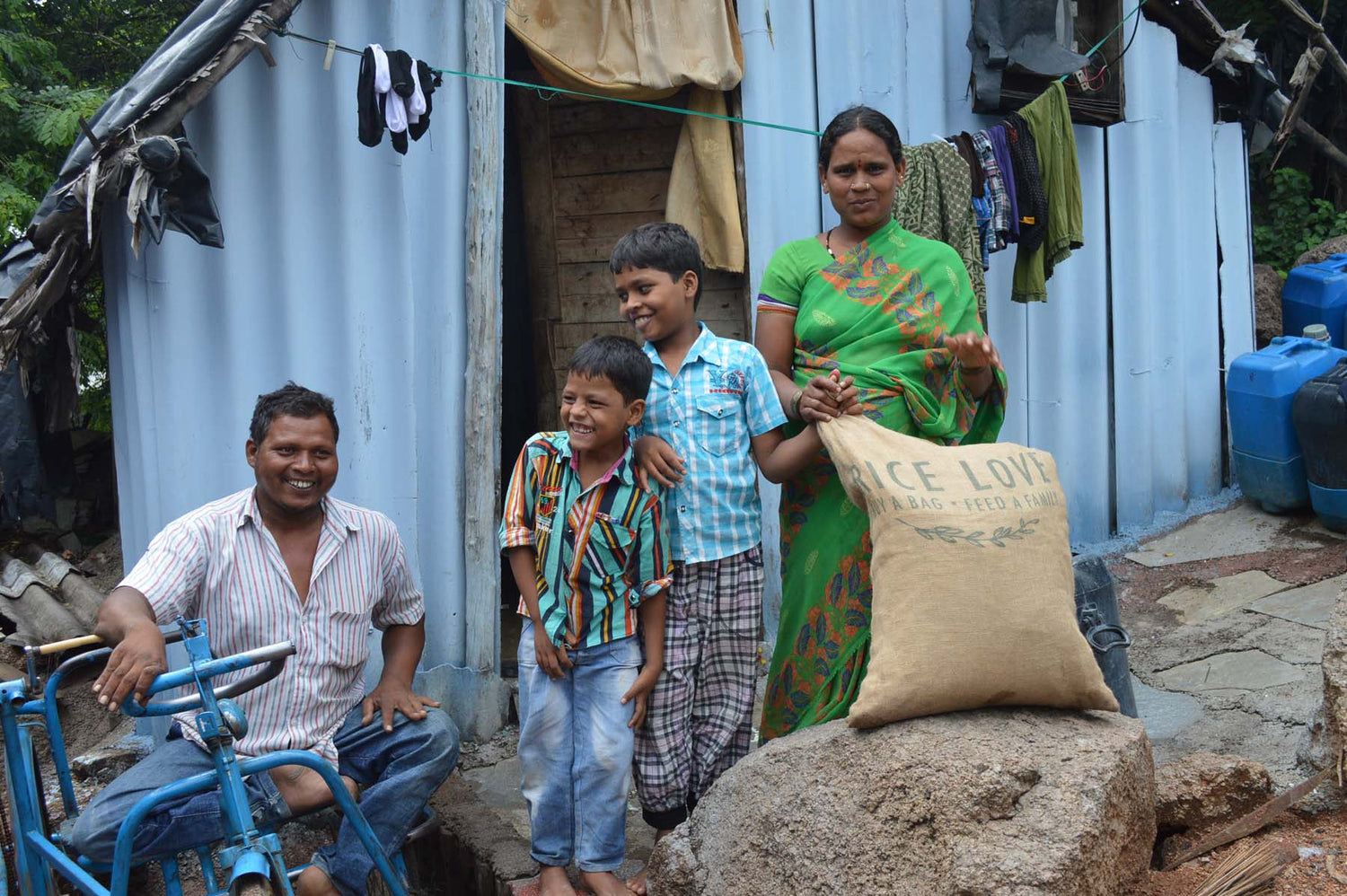 Lal Swamy Baoya Family #586 - Rice Love