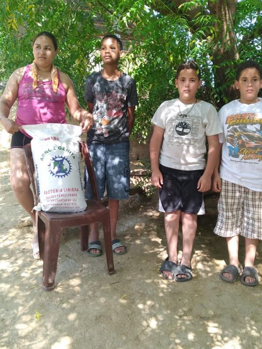 Mariela Rosario Family #3068 - Rice Love