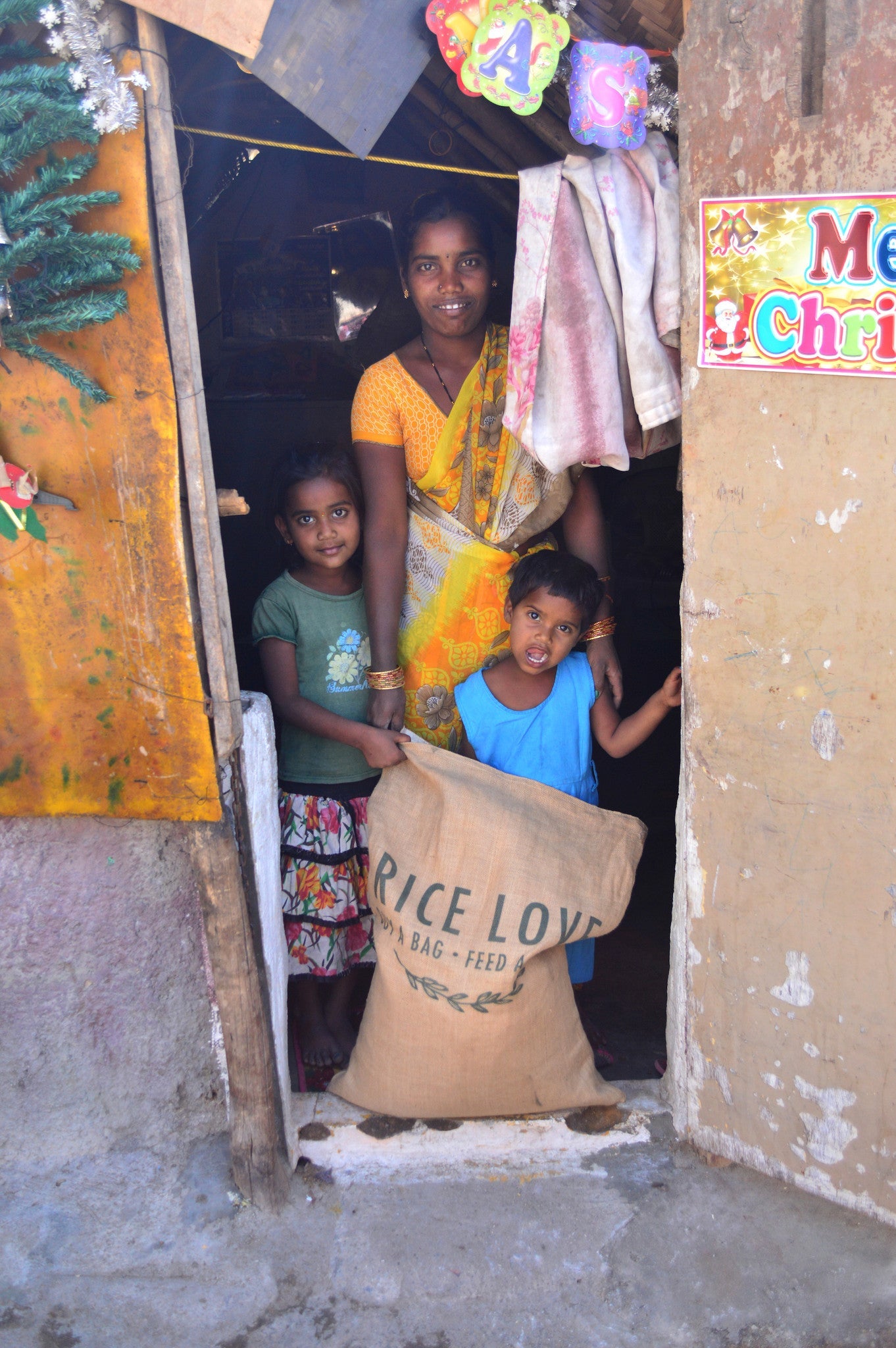 Methari Family #00141 - Rice Love