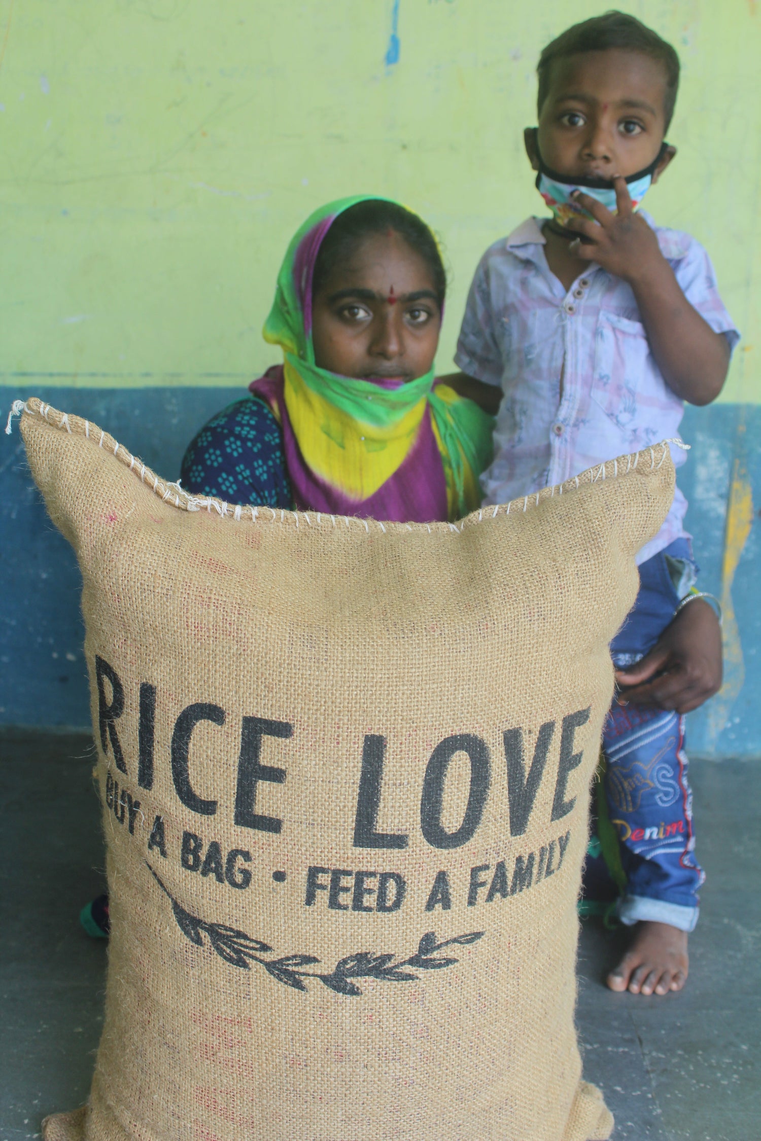 Nirmala Pedhavoyna Family #2318 - Rice Love