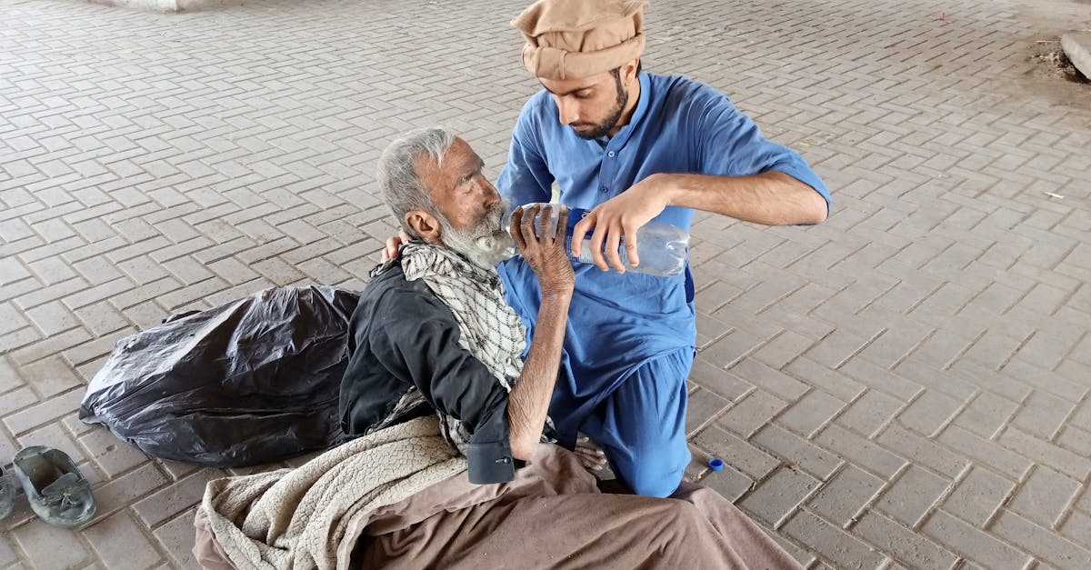 Tiny Acts, Big Impact: 5 Small Ways to Help Others Daily