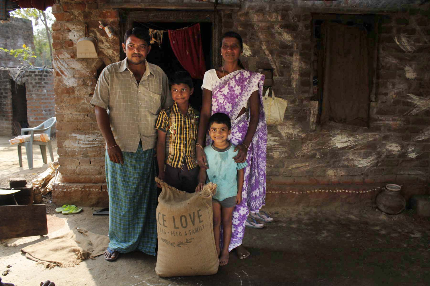 Raju Patti Family #537 - Rice Love