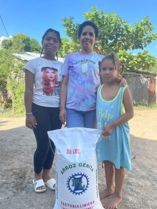 Yuberky Martinez Family #3072 - Rice Love